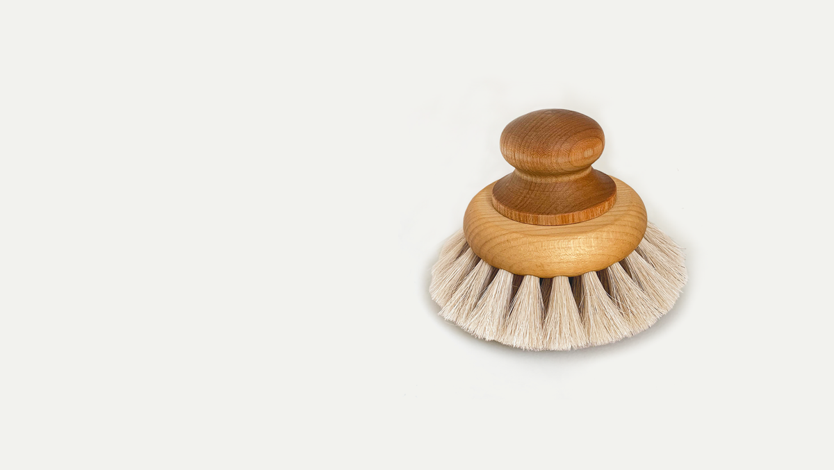 Revitalizing Your Skin With Dry Brushing – Market91b